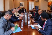 Madaxweyne Xasan Sheekh oo kulan la qaatay madax ka tirsan dowladda Mareykanka