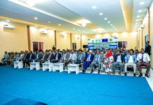 Madaxweyne QoorQoor oo ka qayb galay saxiixa qandaraaska dhismaha waddada Dhuusamareeb ilaa Qiridhi