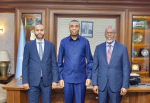 Ra’iisul wasaaraha XFS oo xafiiskiisa ku qaabilay Wasiirka Dekadaha iyo Gaadiidka Badda