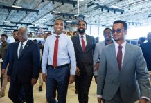 Raโiisal wasaare Xamse oo mar kale kormeeray garoonka Aaden Cadde oo qaybo ka mid ah la dayactirayo