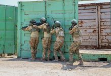 Cutubyo ka tirsan Kumaandooska CXD oo tababar la soo gabagabeeyay