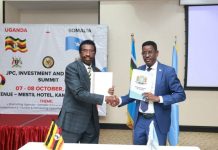 Soomaaliya iyo Uganda oo kala saxiixday heshiisyo amniga iyo socdaalka ah