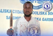 Taliska Booliska oo gacanta kusoo dhigay nin lagu eedeeyay inuu xaaskiisa ku dilay toorey