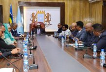 Guddoomiyaha Golaha Shacabka oo la kulmay xubnaha Soomaaliya ku meteli doona Baarlamaanka EAC