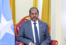 Madaxweyne Xasan Sheekh oo ka tacsiyeeyay geerida Raila Odinga