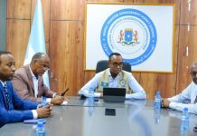 Guddoomiyaha SoDMA oo qaabilay Wafdi matalayay qurbo-joogta Soomaaliyeed ee Mareykanka