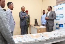 Ra’iisul Wasaare Xamsa oo Kormeer ku tagay mid ka mid ah Xarumaha laga bixiyo Kaarka aqoonsiga Qaranka