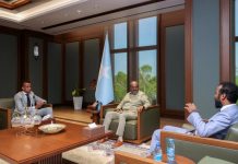 MADAXWEYNE XASAN SHEEKH OO MADAXTOOYADA KU QAABILAY GORSOORE CUMAR CARTAN