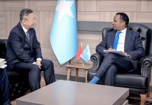 Soomaaliya iyo Shiinaha oo ka wada hadlay horumarinta xiriirka diblomaasiyadeed ee labada dal