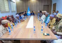 Wasiir Xoosh oo la kulmay odayaasha dhaqanka ee beelihii dhawaan ku dagaallamay Wanlaweyn