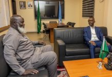 Ergeyga gaarka ah ee Madaxweynaha u qaabilsan xasilinta oo la kulmay wakiilka gaarka ah ee Midowga Afrika