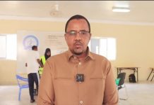 Guddiga Doorashooyinka Qaranka oo Degmada Hodan ka Daahfuray Qaybinta Kaarar-ka Codbixiyeyaasha