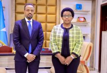 Wasiir Al-caddaala oo qaabilay Xoghayaha Fulinta ee Guddiga Af-Sawaaxiliga Bariga Afrika