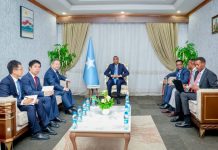 Raiisul Wasaaraha XJFS Mudane Xamsa ayaa xafiskiisa ku qaabilay safiirka Dowladda Shiinaha ee u jooga Soomaaliya