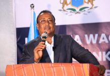 Gudoomiyaha Gobolka Banaadir ayaa shacabka Caasimadda ugu baaqay inay qaataan kaarka codbixinta Doorashooyinka