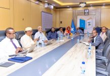 Guddiga Dib-u-eegista Dastuurka oo Kulan Latashi la yeeshay Xafiiska Hantidhowrka Guud ee JFS”