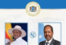 Madaxweyne Xasan Sheekh oo u hambalyeeyey Madaxweynaha Uganda oo mar kale la doortay
