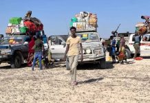 Ciidamada Xoogga Dalka Soomaaliyeed oo Gurmad u Fidiyay Shacabka ay Dhibaateeyeen Khawaarijta