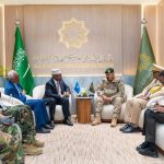 Wasiir Fiqi oo socdaal ku jooga Sucuudiga oo booqday Xarunta la dagaalanka xagjirka ee OIC