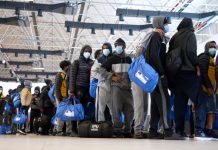 Dowladda Soomaaliya oo dalka dib ugu soo celisay 74 Dhalinyaro Tahriibayaal ah