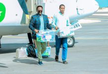 Guddiga doorashooyinka oo Galmudug ka bixinaya kaararka cod-bixiyaasha