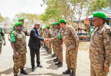 Wasiir Fiqi oo kormeer ugu tagay ciidanka hawlgalka AUSSOM ee Baydhabo ku sugan