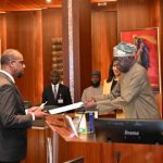 Danjiraha Soomaaliya ee Nigeria oo warqadaha aqoonsiga laga guddoomay