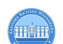 Ra’iisul Wasaare XJFS Muadane Xamsa Cabdi Barre oo magacaabis iyo isweeydaarin ah ku sameeyay Wasaaradaha Xukuumadda Dan Qaran