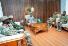 Taliyaha Ciidamada Xoogga Dalka Soomaaliyeed oo Magaalada Baydhabo kulan kula yeeshay Hoggaamiyaha KMG ah ee Dowlad Goboleedka Koonfur Galbeed