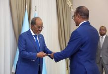 Madaxweynaha JFS oo Warqadaha AQoonsiga Danjironimo ka gudoomay Safiirka cusub ee Dowladda Jabuuti u fadhiya Somaaliya