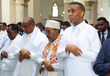 Madaxweyne Xasan Sheekh oo boqolaal shacab ah la oogay saaladda Ciidda Carafo