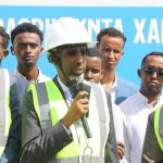 Wasiirka Waxbarashada oo faray dadka deggen dhulka Jaamacadda Ummadda in ay si degdeg ah uga guuraan