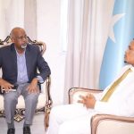 Wasiirka Wasaaradda Warfaafinta XFS oo qaabilay Guddoomiyaha Ururada Bulshada Rayidka