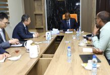 Wasiirka Waxbarashada XFS oo qaabilay Safiirka Shiinaha u fadhiya Soomaaliya