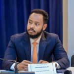 Agaasimaha Guud ee Wasaaradda Arrimaha Gudaha oo ka qaybgalay Aqoon-is-weydaarsi Amniga, Xasilinta iyo Xalalka Waara