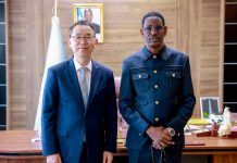 Wasiir Wasaaradda Amniga XFS General Cabdullaahi Sheekh Ismaaciil (Fartaag) iyo Safiirka Dowladda Koonfurta Kuuriya oo Ka Wada Hadlay Xoojinta Iskaashiga Amniga iyo Badaha Soomaaliya