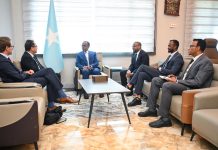 Dowladda Soomaaliya iyo Bangiga Adduunka oo Ka Wada Hadlay Xoojinta Iskaashiga iyo Horumarinta Dhaqaalaha Dalka
