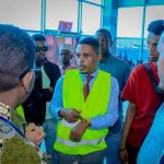 Wasiirka Wasaaradda Warfaafinta XFS oo kormeeray Goobaha Adeegyada Dalxiisayaasha ee Garoonka Diyaaradaha Aadan Cadde