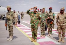 Taliyaha Ciidanka Dhulka XDS oo gaaray Magaalada Dhuusamareeb