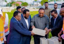 Wasiirka Howlaha Guud XFS oo dhagax dhigay mashruuc horumarineed oo weyn, xariggana ia jaray waddo cusub