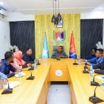 Duqa Muqdisho oo guddoomiyay shir looga hadlayay dhaqangelinta xeer-nidaamiyaha nadaafadda