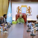 Guddoomiyaha KMG ah ee Golaha Shacabka oo kulan la qaadatay Guddiga Doorashada Guddoomiyaha Golaha Shacabka