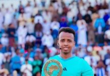 Garsooraha Soomaaliga ah ee Cumar Cartan oo Berri dhex-dhexaadinaya Ciyaarta UEFA Super Cup