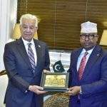 Soomaaliya iyo Pakistan oo Kala Saxiixday Is-afgarad Ku Saabsan Iskaashiga Difaaca