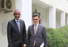 Wasiirka Waxbarashada oo Xafiiskiisa ku qaabilay Safiirka Dowladda Aljeeriya u jooga Soomaaliya