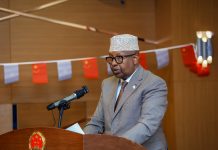 Wasiirka Gaashaandhigga XFS oo ka qeyb galay munaasabadda xuska sannad-guurada 77-aad ee aasaaska Jamhuuriyadda Dadka Shiinaha