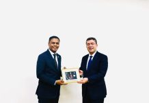 Wasiirka Warfaafinta XFS oo la kulmay Guddoomiyaha Warbaahinta Azerbaijan