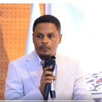 Wasiirka Warfaafinta XFS โwixii midnimo lagu keeni waayay laguma gaari karo kala tag