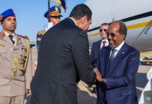 MADAXWEYNE XASAN SHEEKH OO KA QAYBGALAYA MADASHA AL-CALAMAYN AFRIKA FORUM
