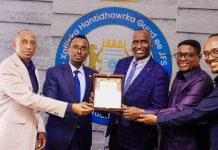 Hantidhowraha Guud ee Qaranka oo saxiixay warbixinnada Hantidhowrka ee baarista hay’adaha iyo mashaariicda Bulshada Bariga Afrika